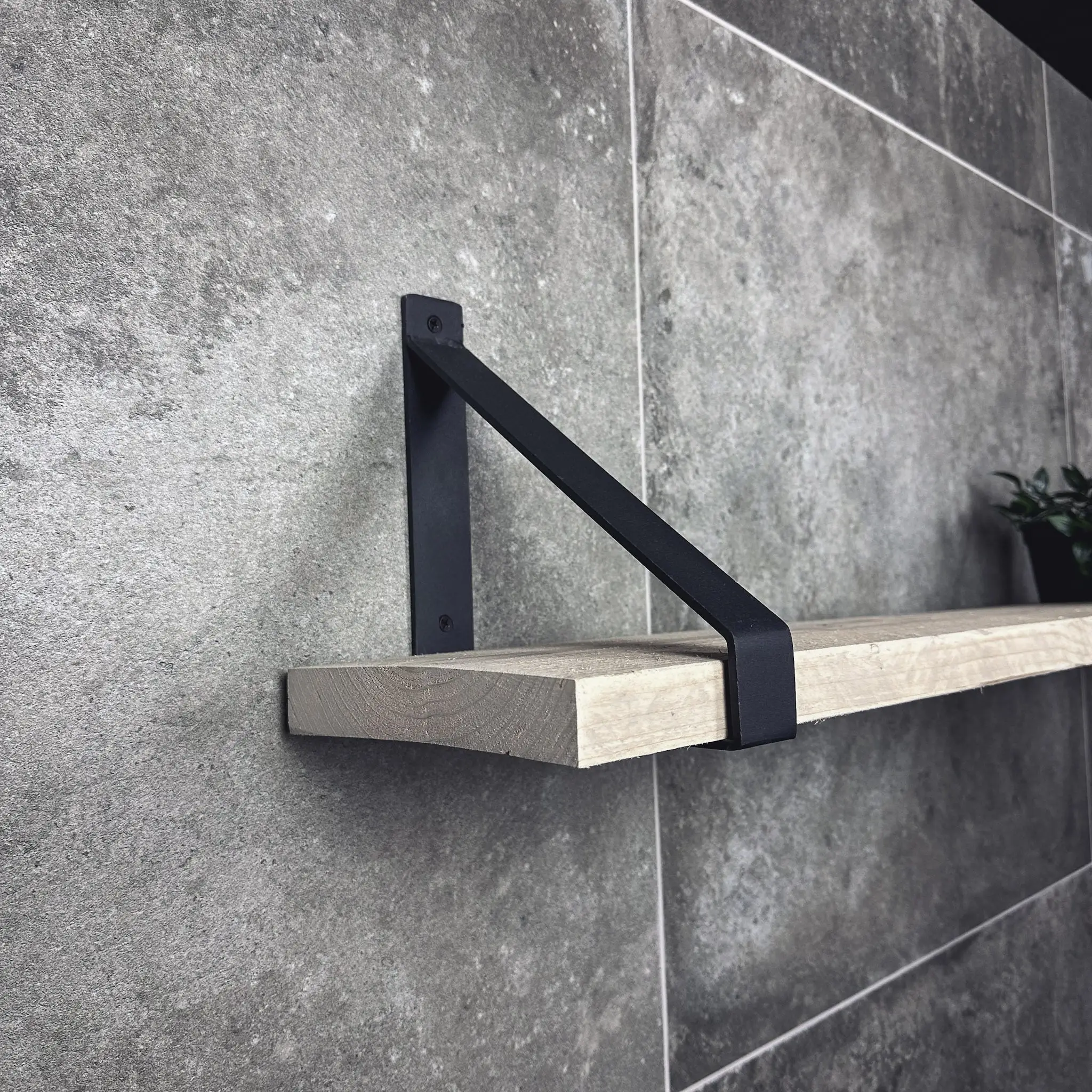 Plankdrager klassiek mat zwart 20cm met plank 2