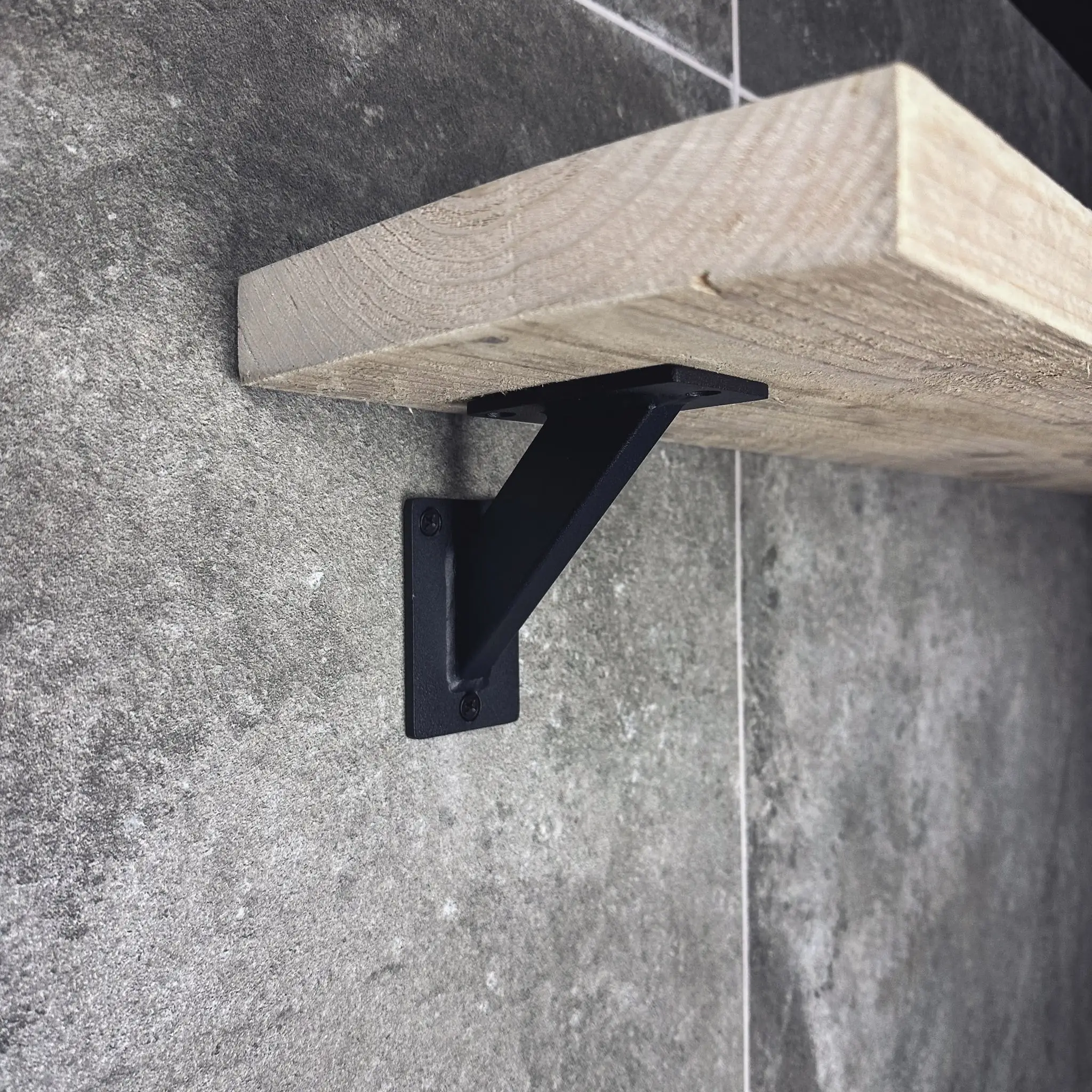 Plankdrager mat zwart met plank 20cm