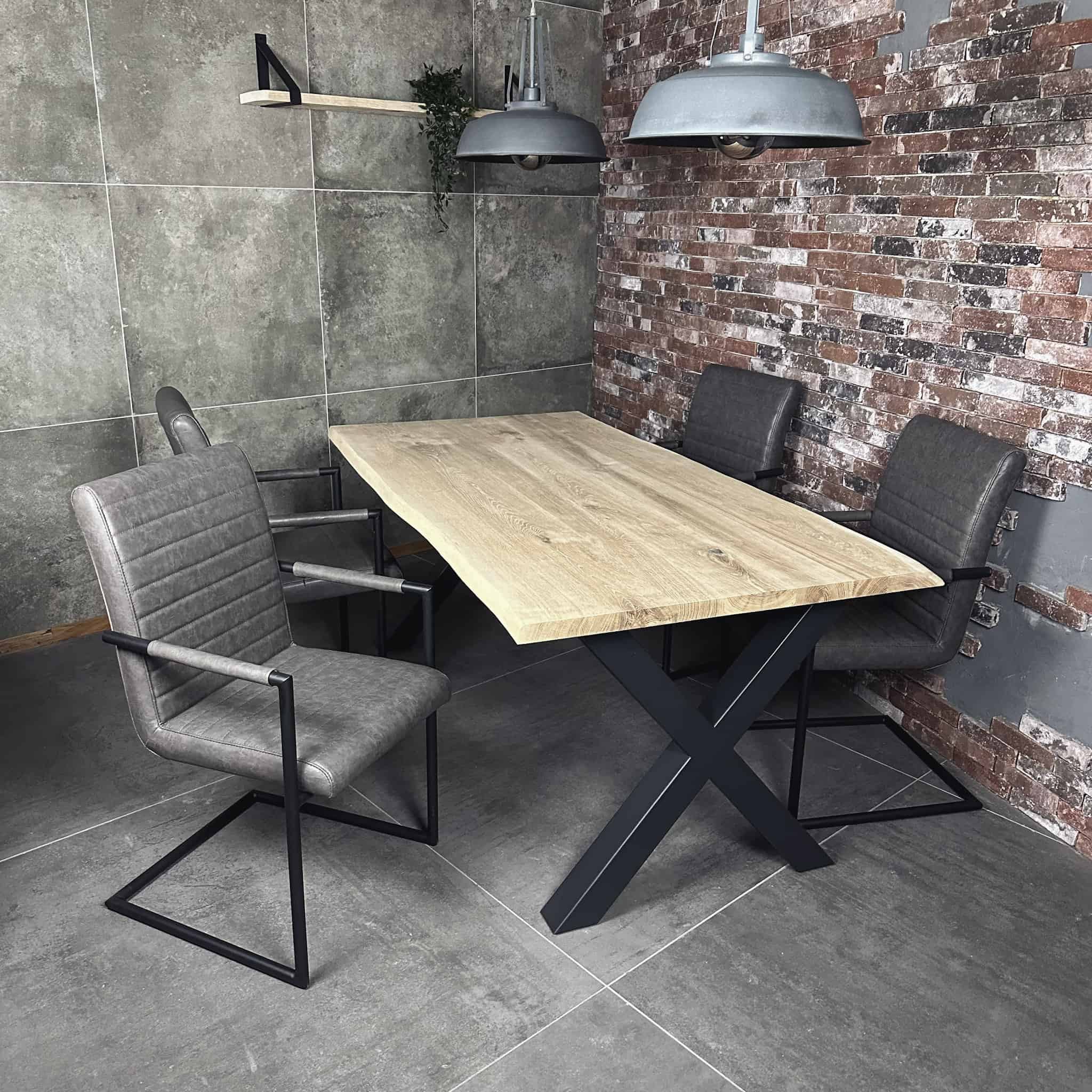eikenhouten tafel rechthoekig met X poot 1