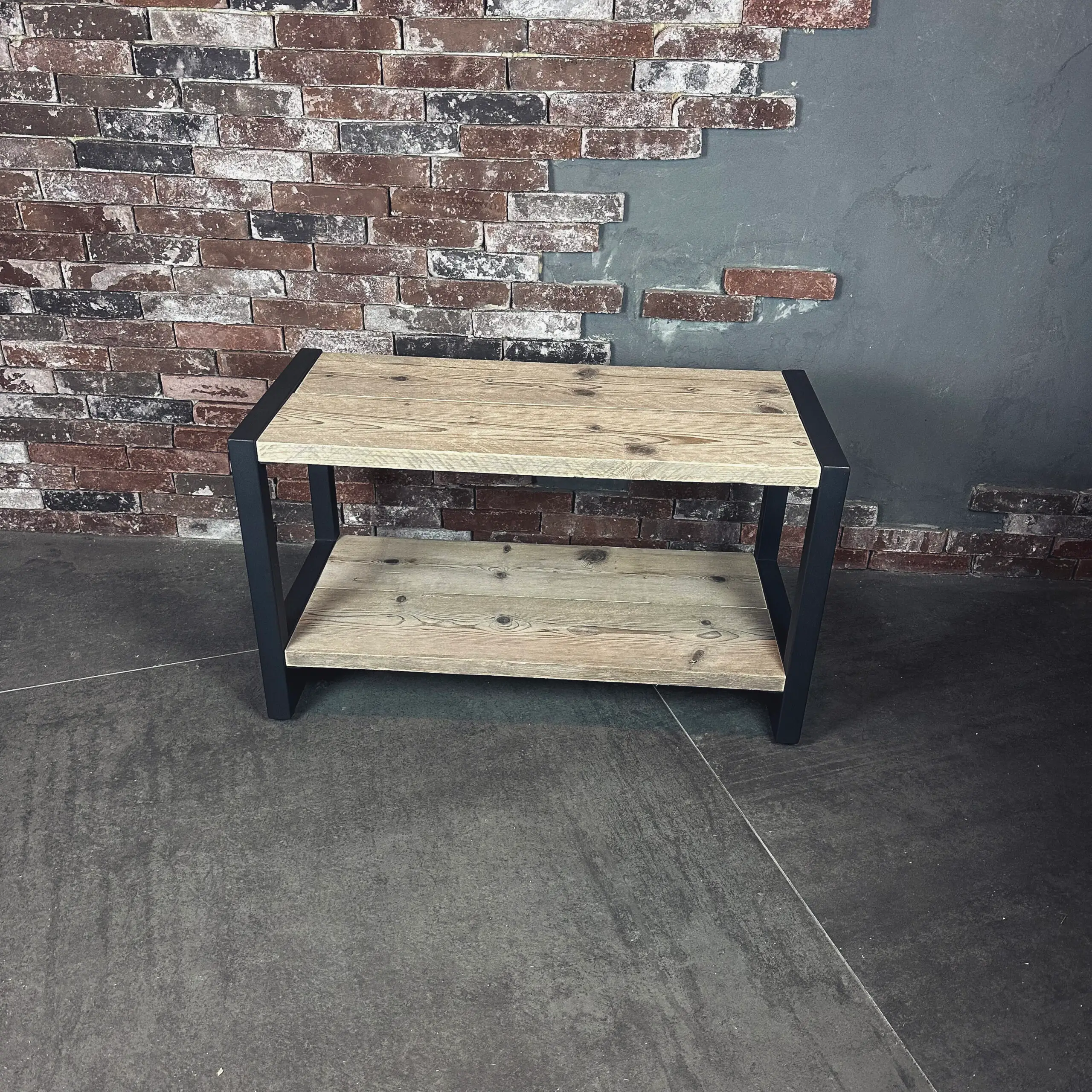 Schoenenrek Authentiek hout met metaal
