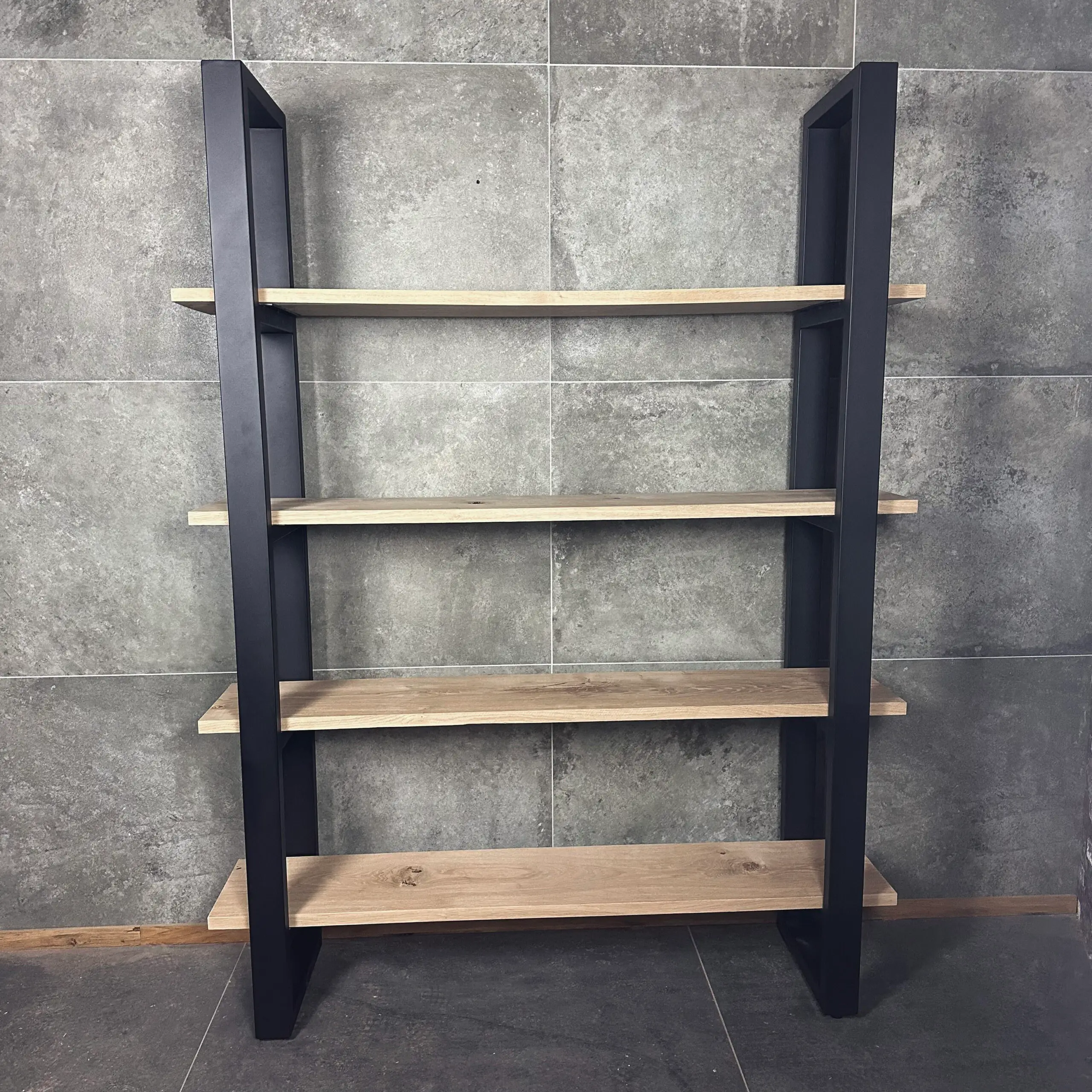 Open kast eikenhout en metaal